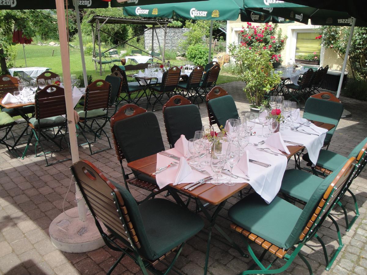 Landhotel Restaurant Hubinger Thörl エクステリア 写真